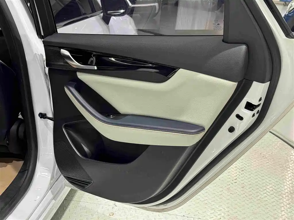 BYD Qin PLUS 2021 2021 DM-i 55KM Premium