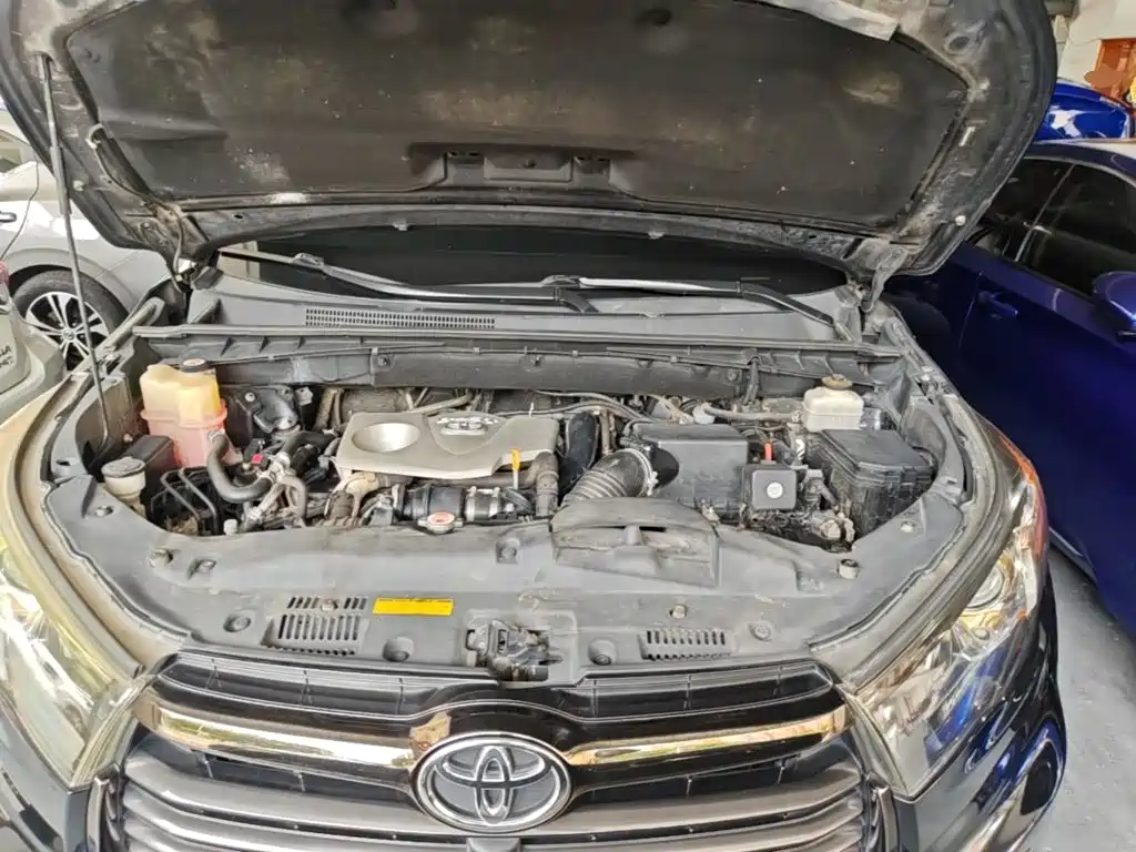 Photo 20 - Toyota Highlander
