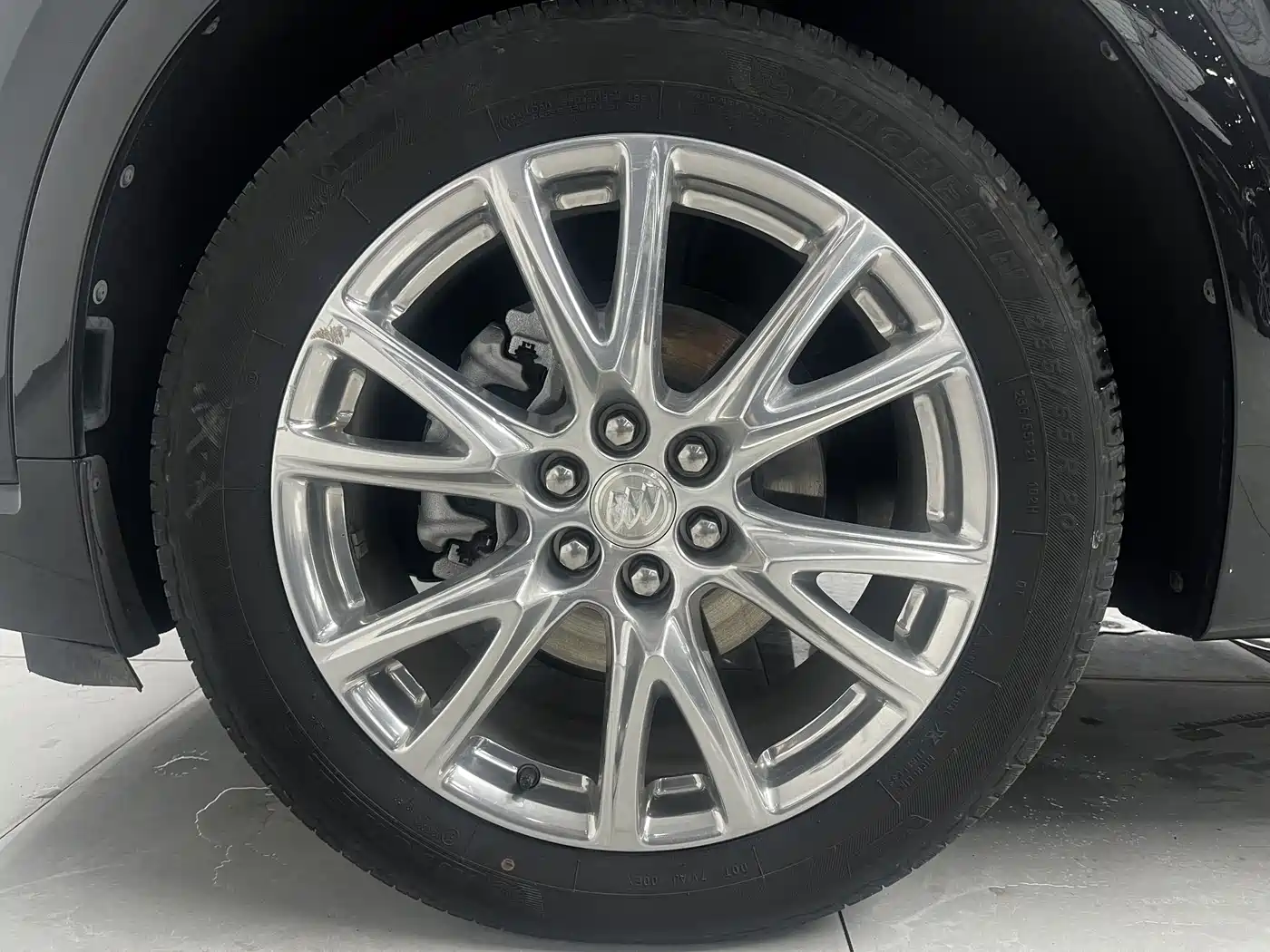 Buick Enclave 2024 2022 652T AWD Premium Flagship 6-Seater