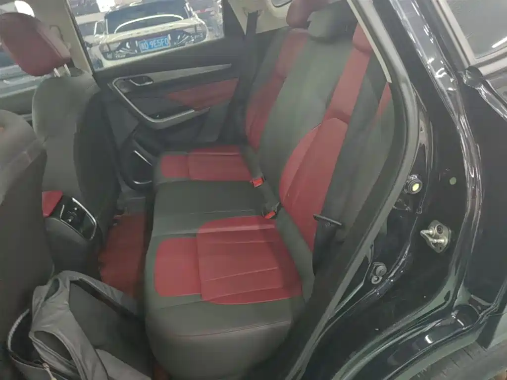 Dongfeng Aeolus Dongfeng Fengshen AX7 2021 2021 PRO 1.6T Auto Giant Wave Edition