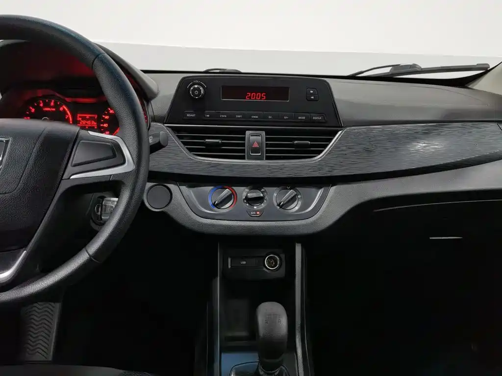Baojun 310 2018 2016 1.2L Manual Comfort Model