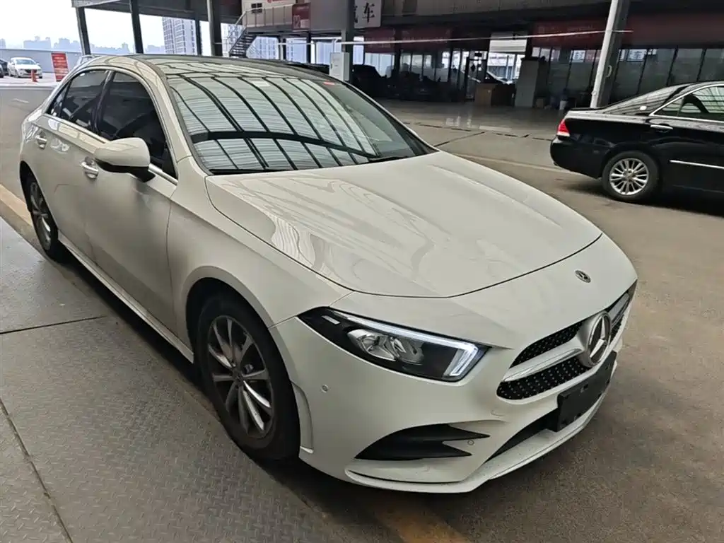 MERCEDES-BENZ CLASS A