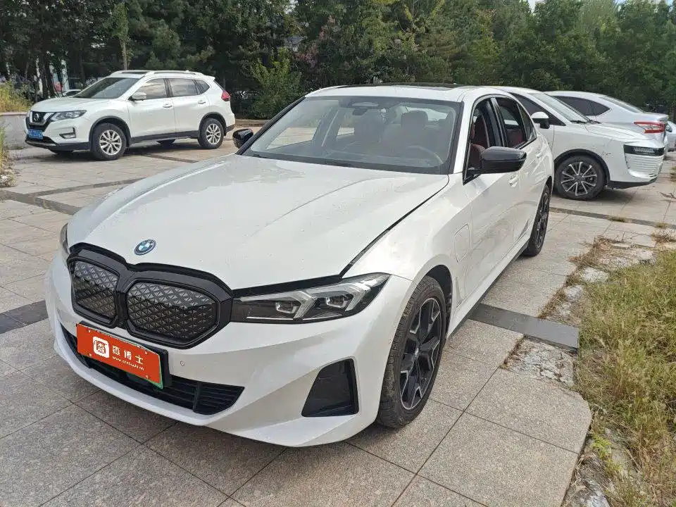 BMW i3 2026 2026 Facelift eDrive 40 L Shadowline Package