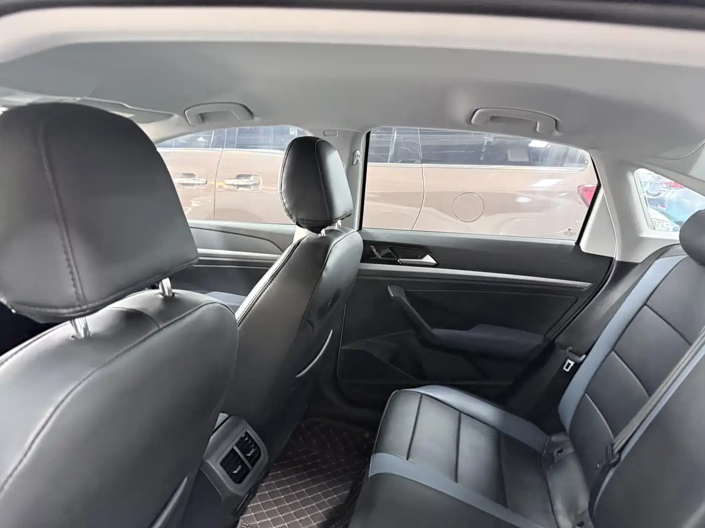 Volkswagen Lavida 2022 1.5L Auto Trend Edition фото 16