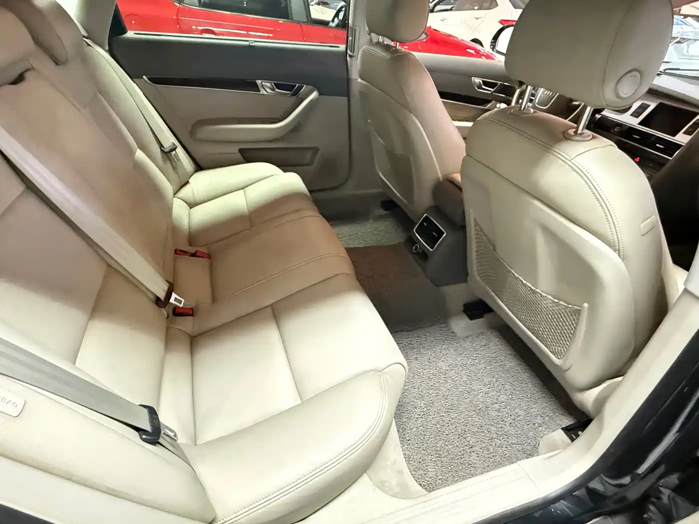 Audi A6L 2010 2010 2.0 TFSI Automatic Standard
