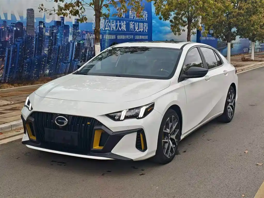 GAC Trumpchi Trumpchi Emkoo 2021 270T DCT J15 Edition
