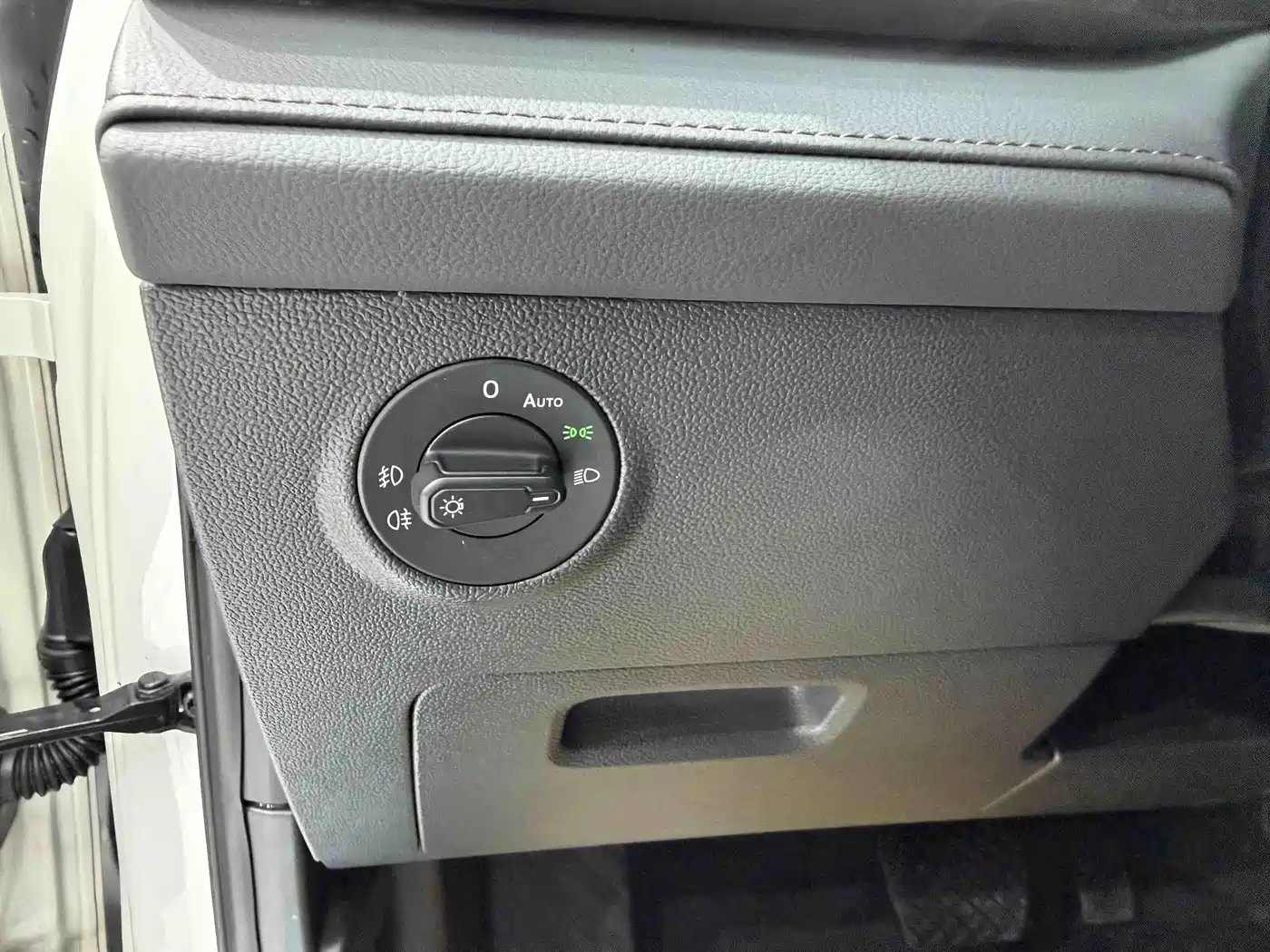Volkswagen Tharu 2021 280TSI 2WD Luxury Plus фото 9