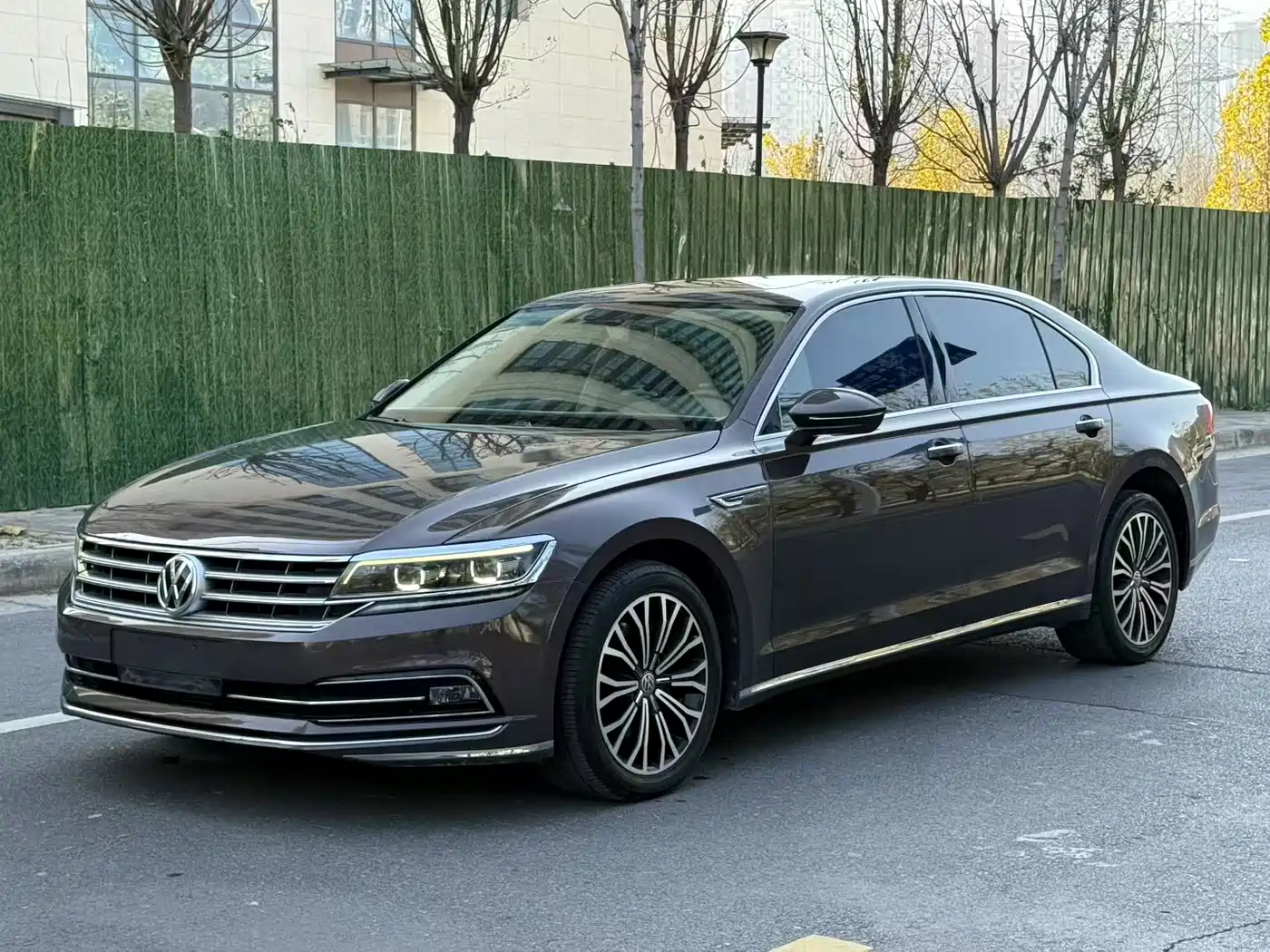 Volkswagen Phideon