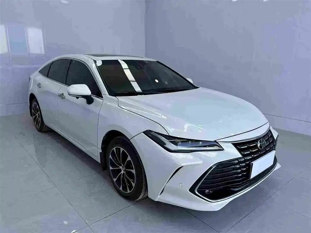 Toyota Avalon 2023 2.0L Luxury Edition фото 6