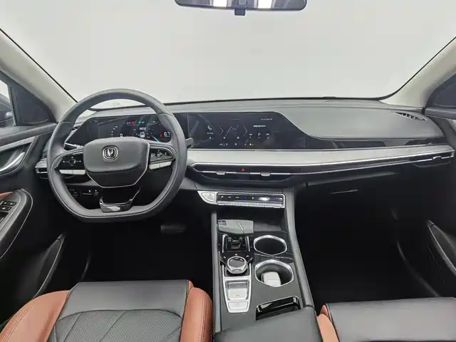 Changan Eado 2024 PLUS Blue Whale NE 1.4T GDI DCT High Performance Edition — фото 5