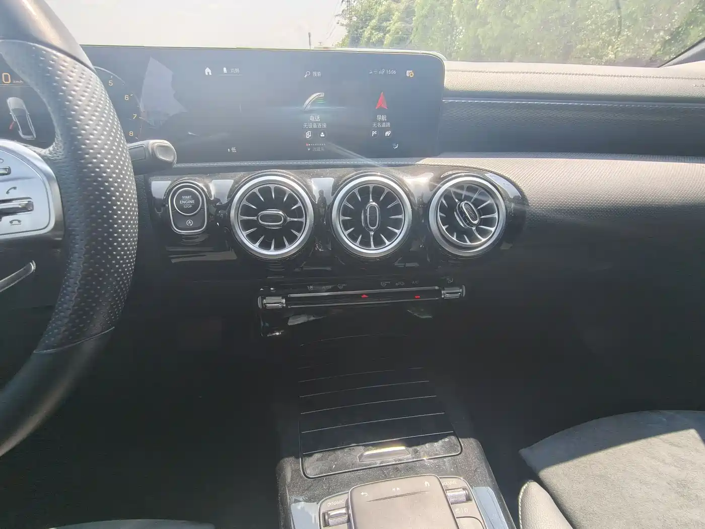 Mercedes-Benz A-Class 2022 A 200 L Sport Sedan Dynamic фото 13