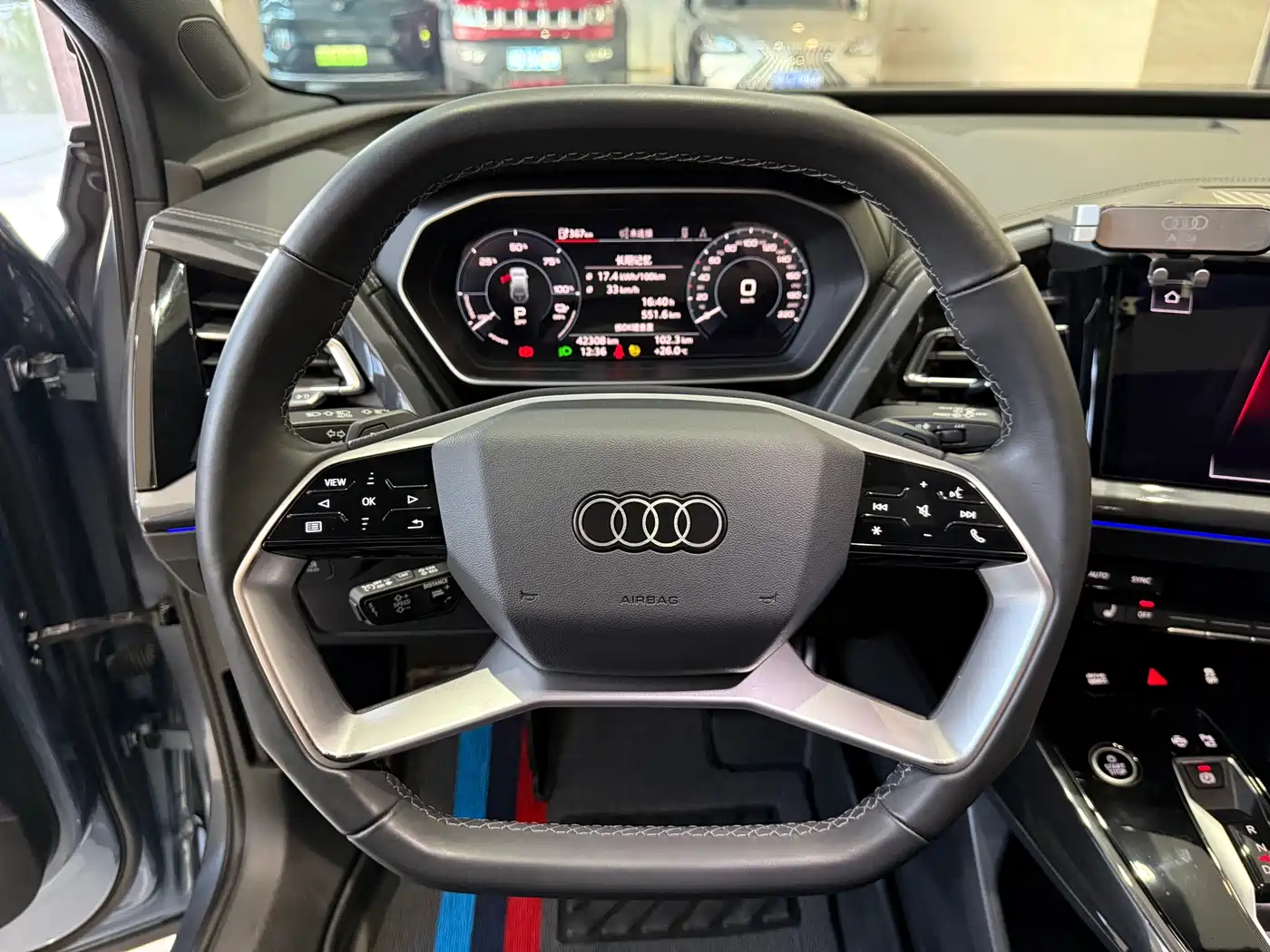 Audi Q4 e-tron 2023 40 e-tron Creation Night Edition фото 10