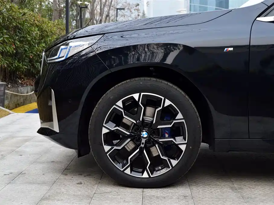 BMW X3 2025 xDrive30L Premium Model M Sport Black Package фото 16