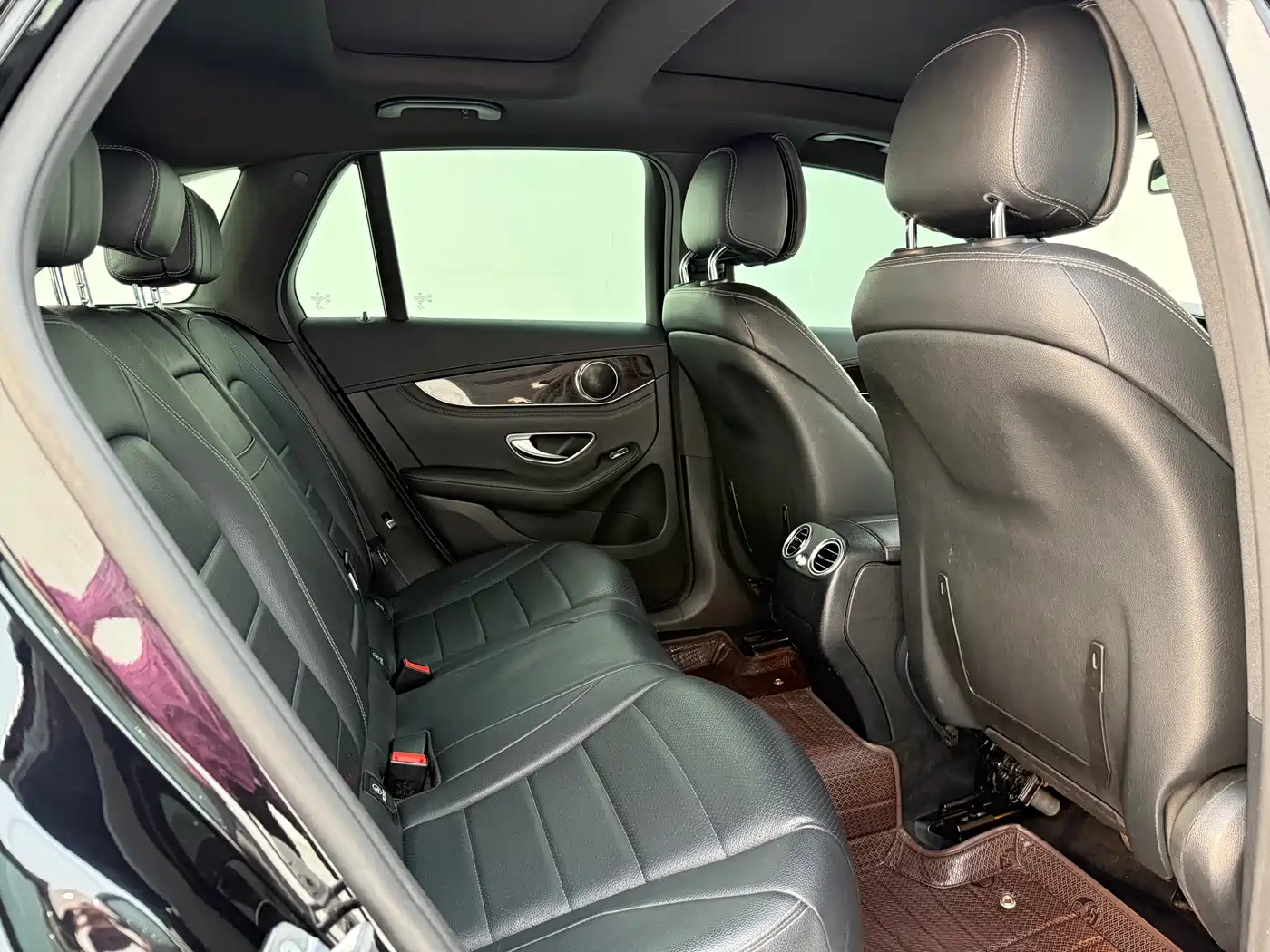 Mercedes-Benz GLC 2018 GLC 260 4MATIC Dynamic фото 13