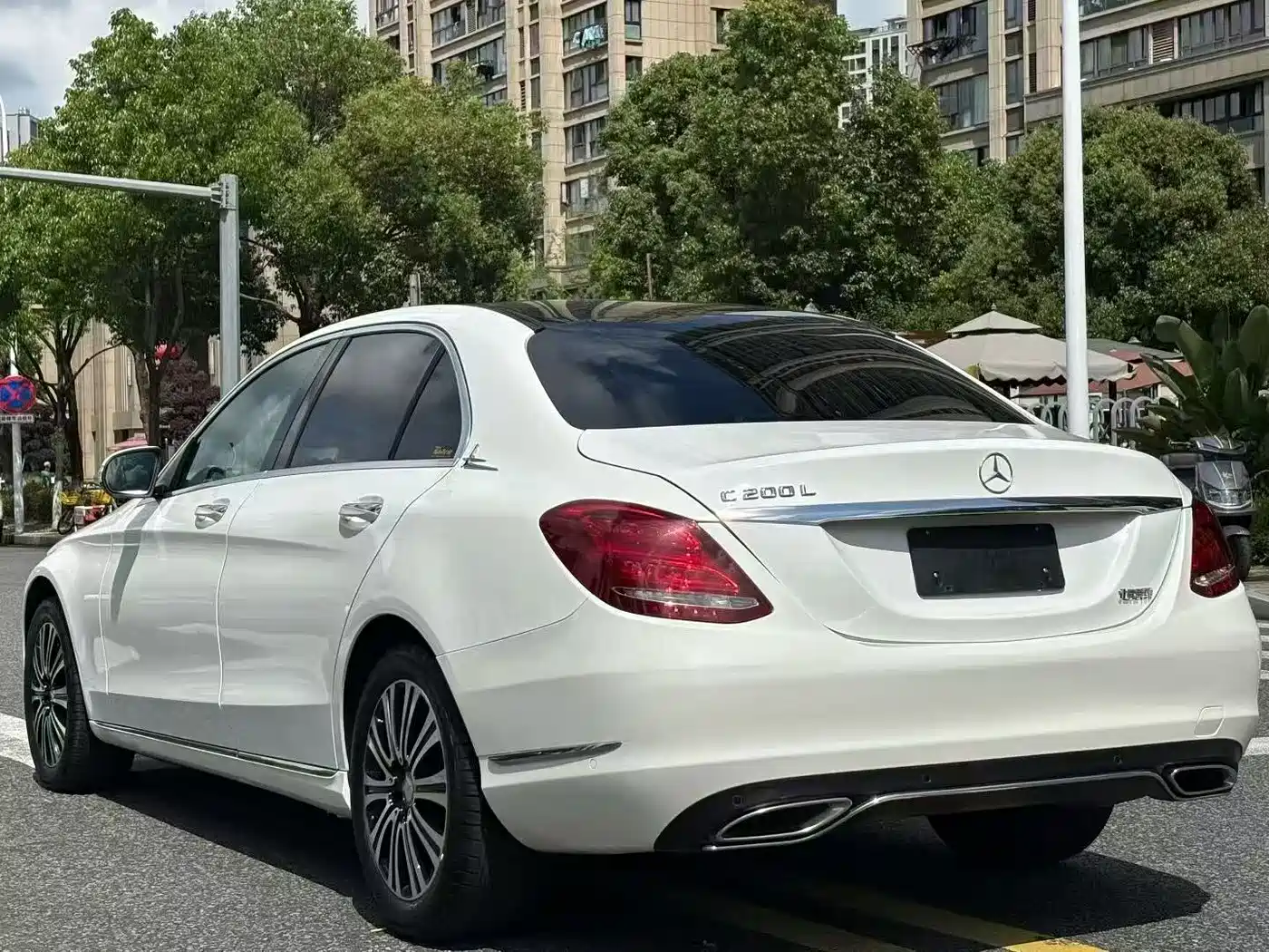 Mercedes-Benz C-Class 2016 C 200 L фото 8