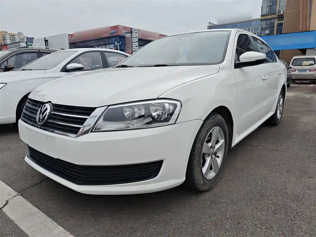 Volkswagen Lavida 2013 Facelift Classic 1.6L Automatic Trend
