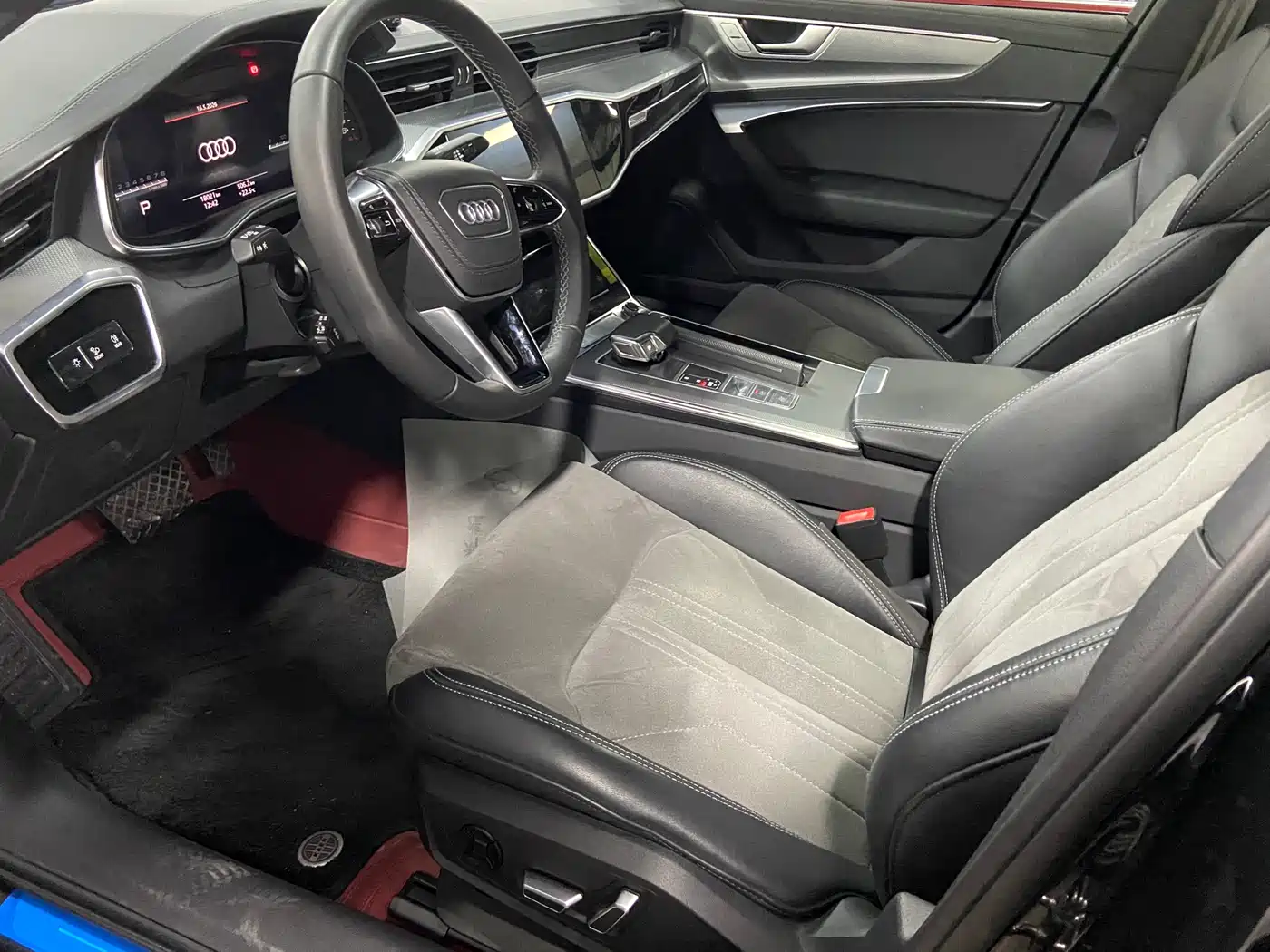 Audi A6L 2024 45 TFSI Premium Dynamic фото 4