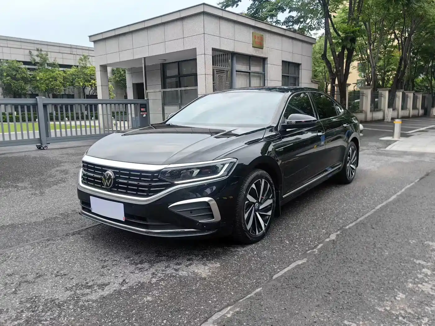  Volkswagen Passat 2024 380TSI Elite Edition