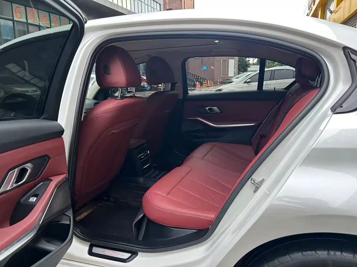 BMW I3