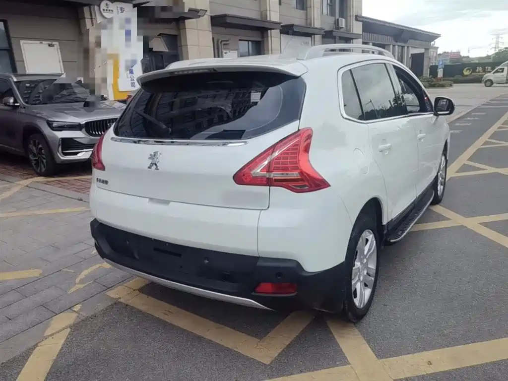 Peugeot 3008 2015 1.6THP Automatic Classic Edition фото 7