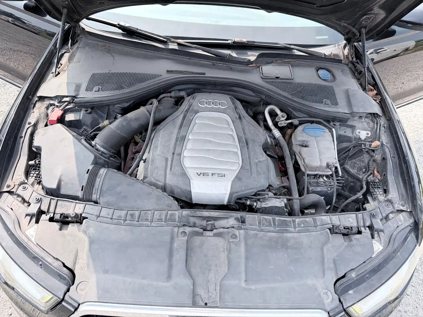 Фото 15 - Audi A6L