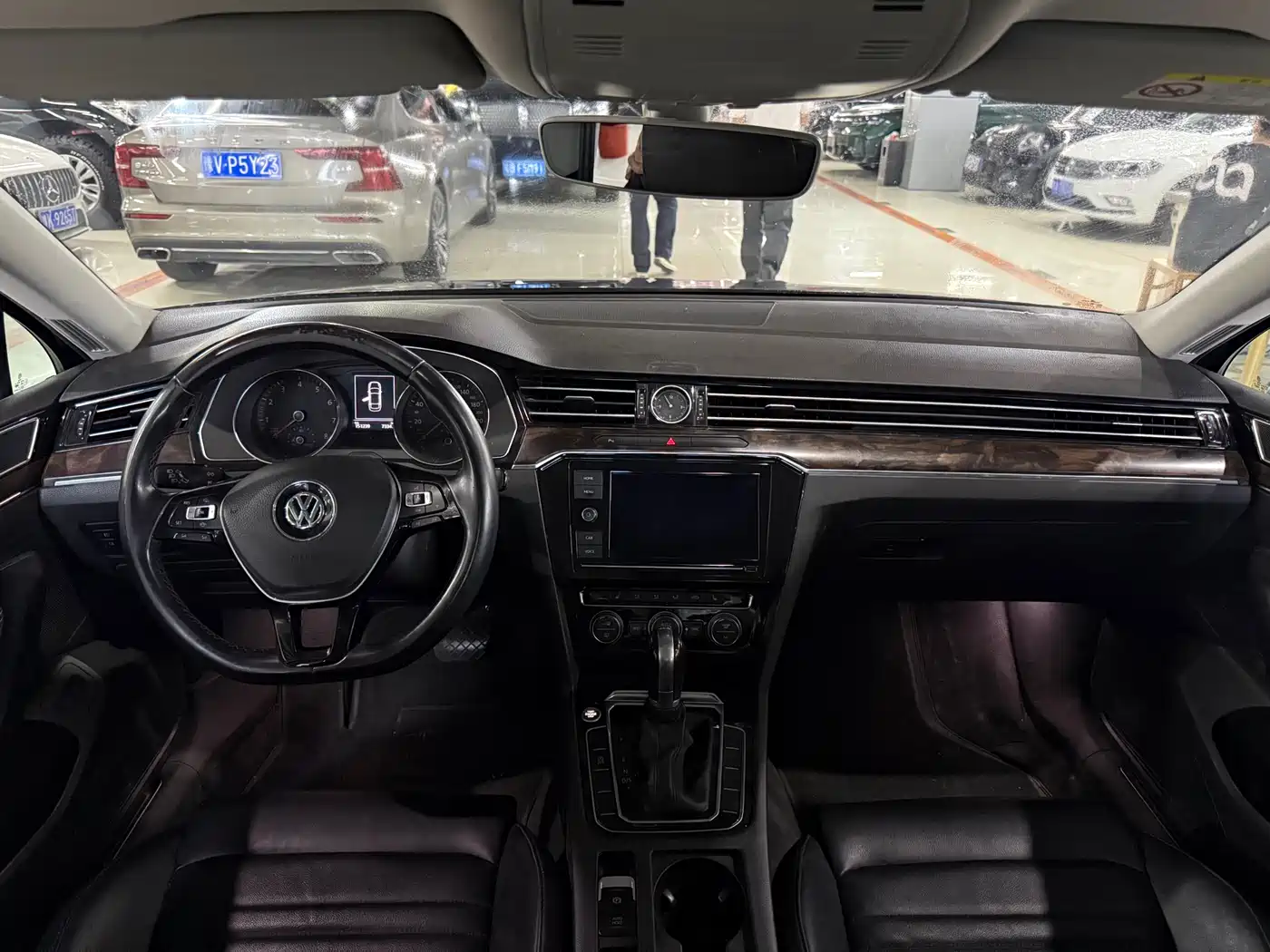 Volkswagen Magotan 2019 330TSI DSG Luxury Class China VI фото 6