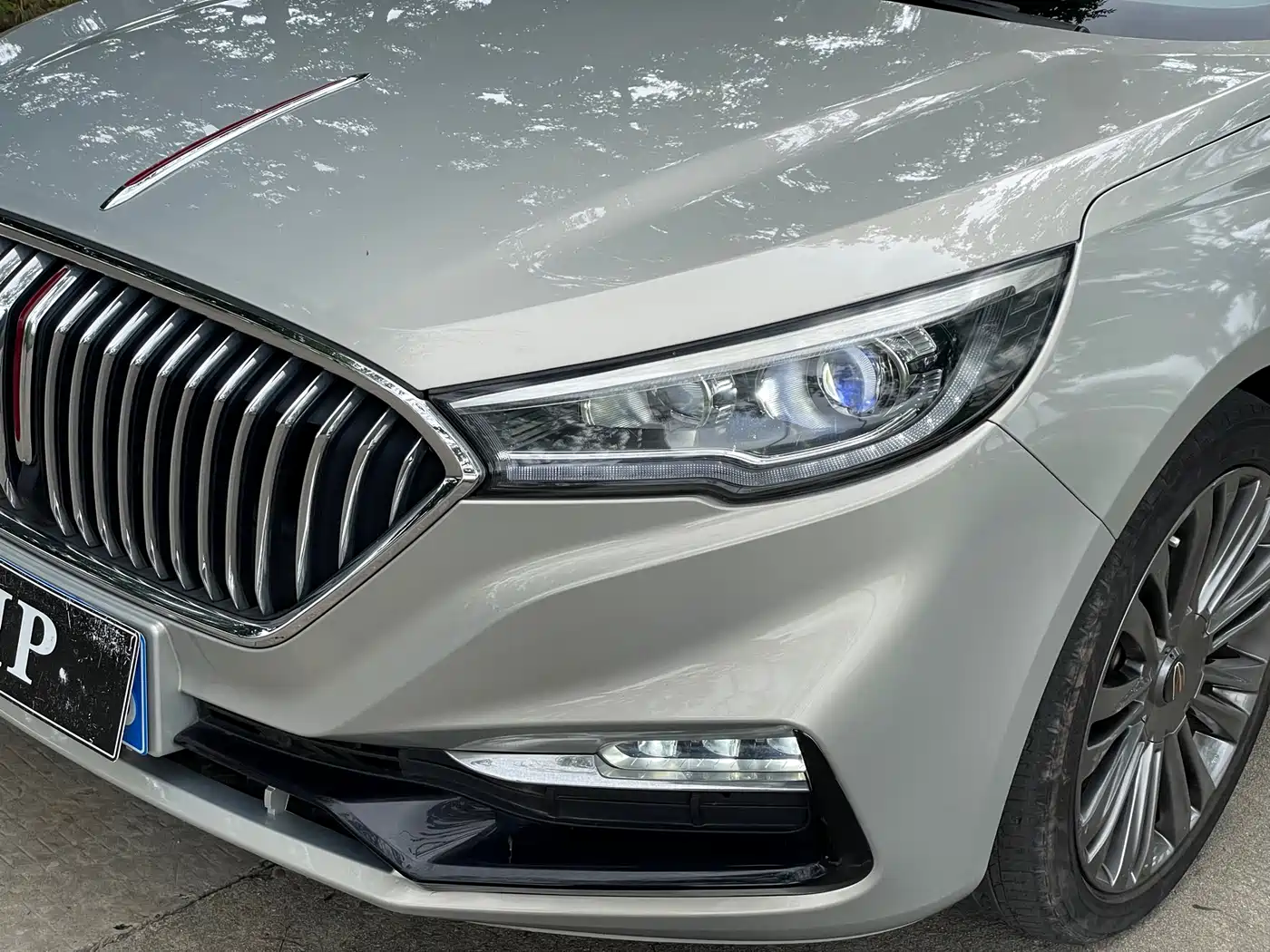 Hongqi H5 2020 1.8T Automatic Smart Connection Qi Rhythm Edition фото 2