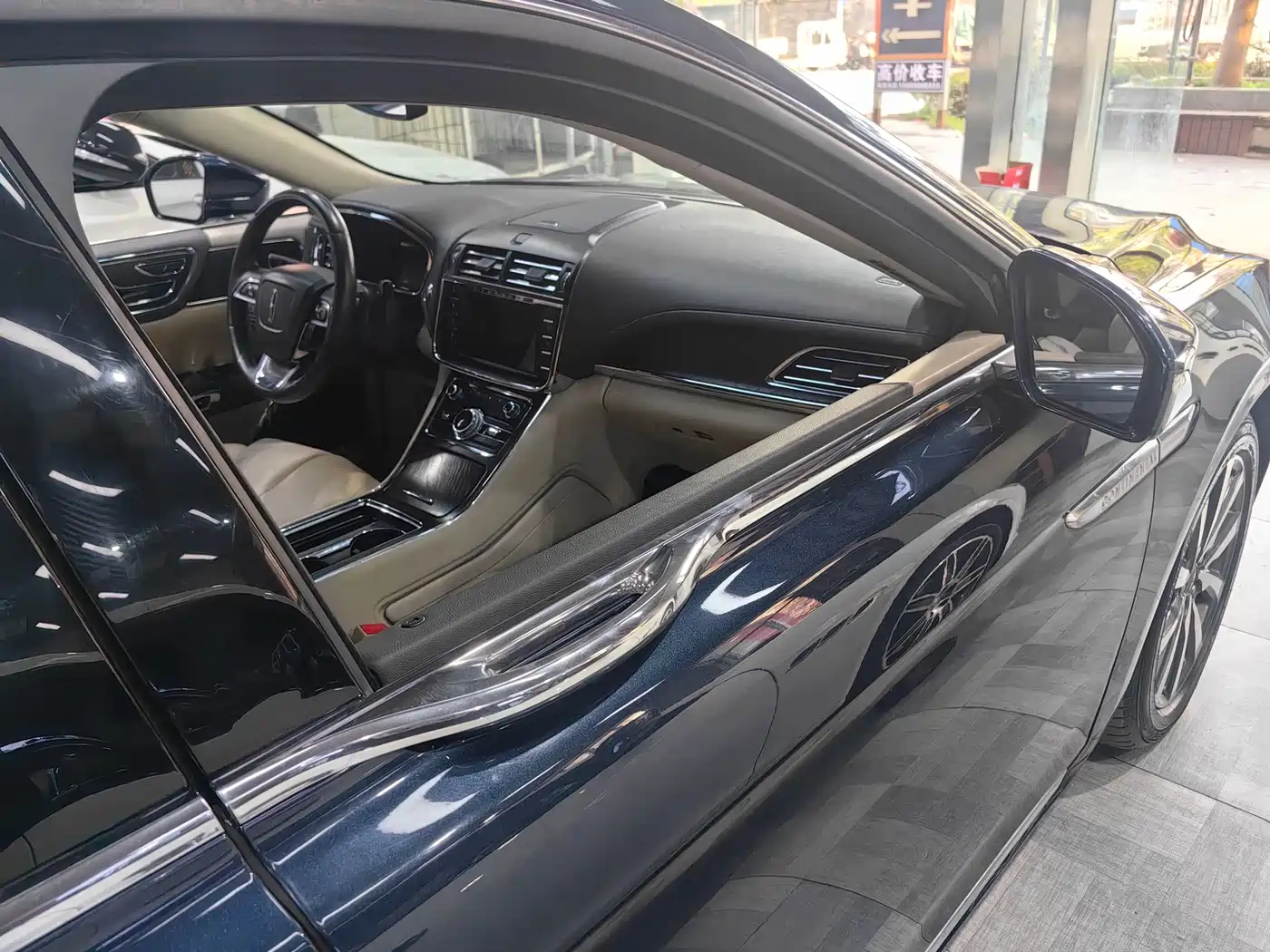Lincoln Continental 2018 2017 2.0T 2WD Premium Edition