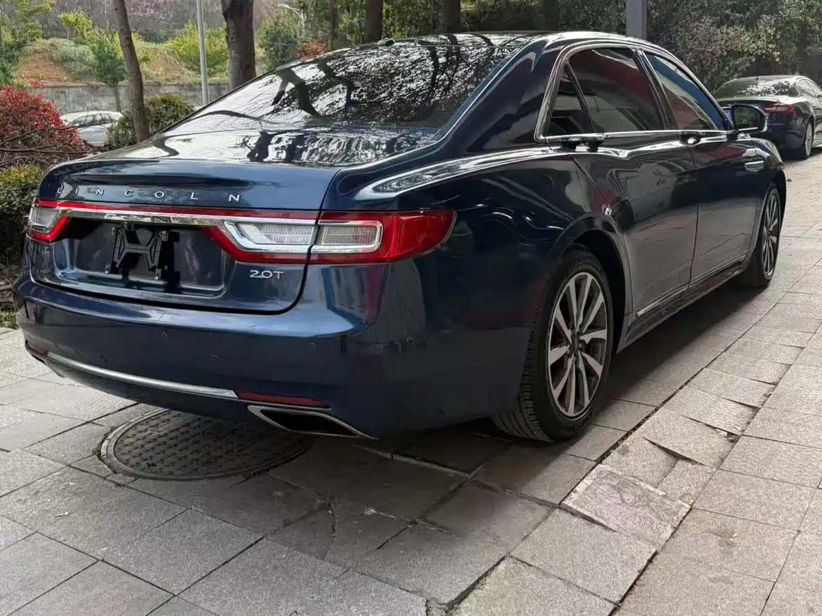 Lincoln Continental 2018 2017 2.0T 2WD Premium Edition
