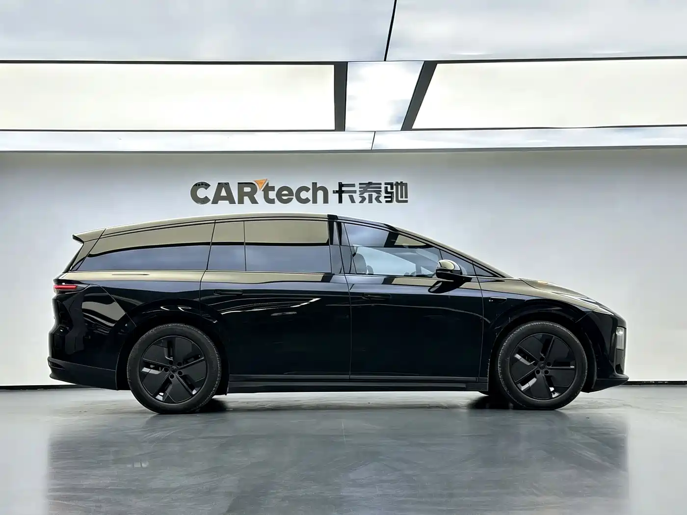 2026 Li Auto Li i8