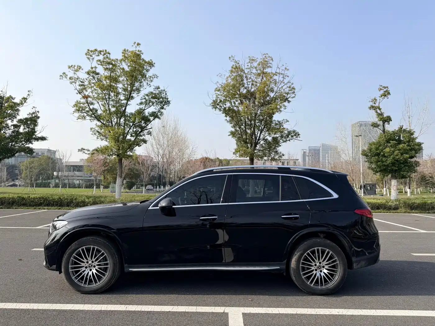 Mercedes-Benz GLC 2024 Facelift GLC 300 L 4MATIC Sport 7-seater фото 13