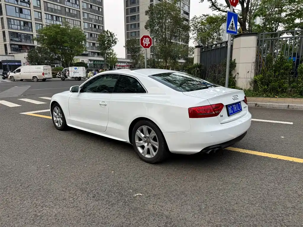 Audi A5 (Import) 2012 2012 2.0TFSI Coupe