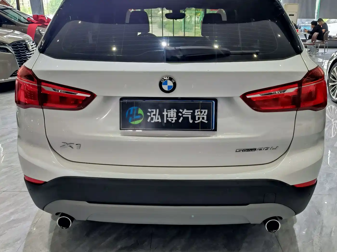 BMW X1 2018 sDrive20Li Leading Model фото 9