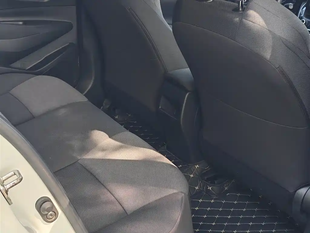 Toyota Levin 2019 185T CVT Luxury Edition China VI фото 20