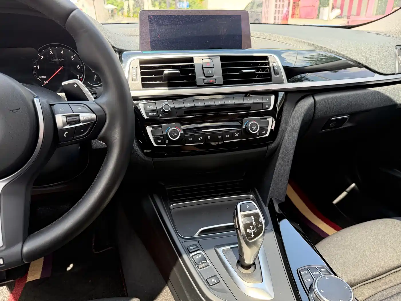 BMW 3 Series 2019 320Li M Luxury Package фото 10