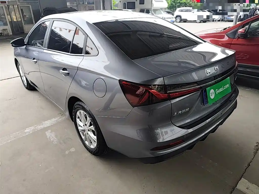 Roewe i5 2025 2023 1.5L Manual Comfort Edition