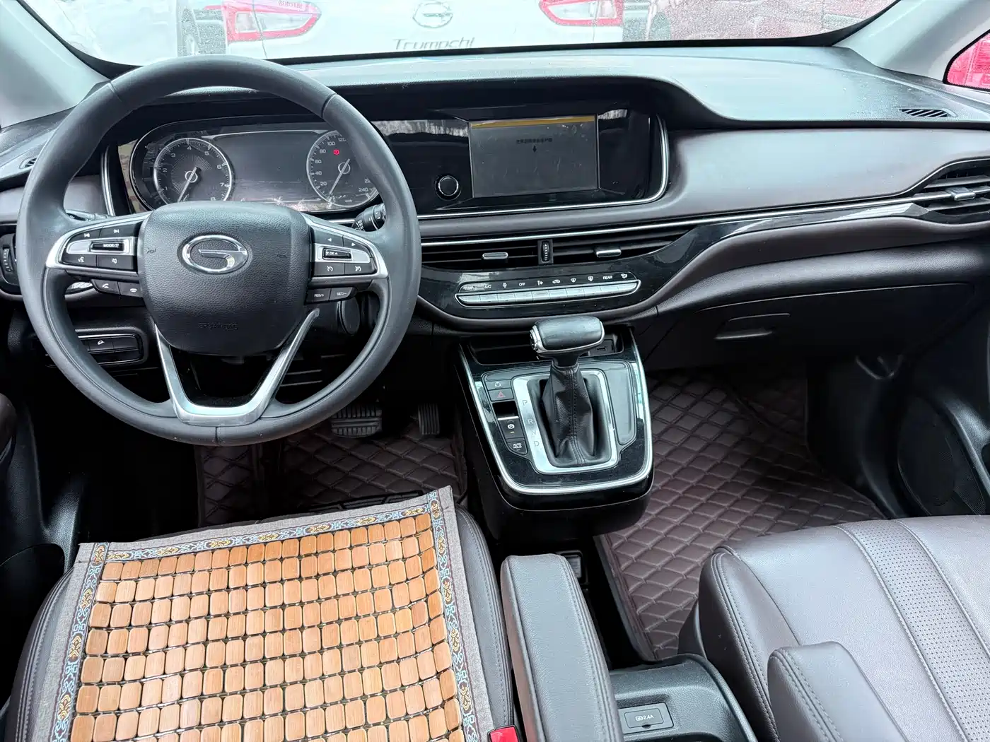 GAC Trumpchi Trumpchi M6 2019 270T Automatic Luxury (7-seater) China V фото 11