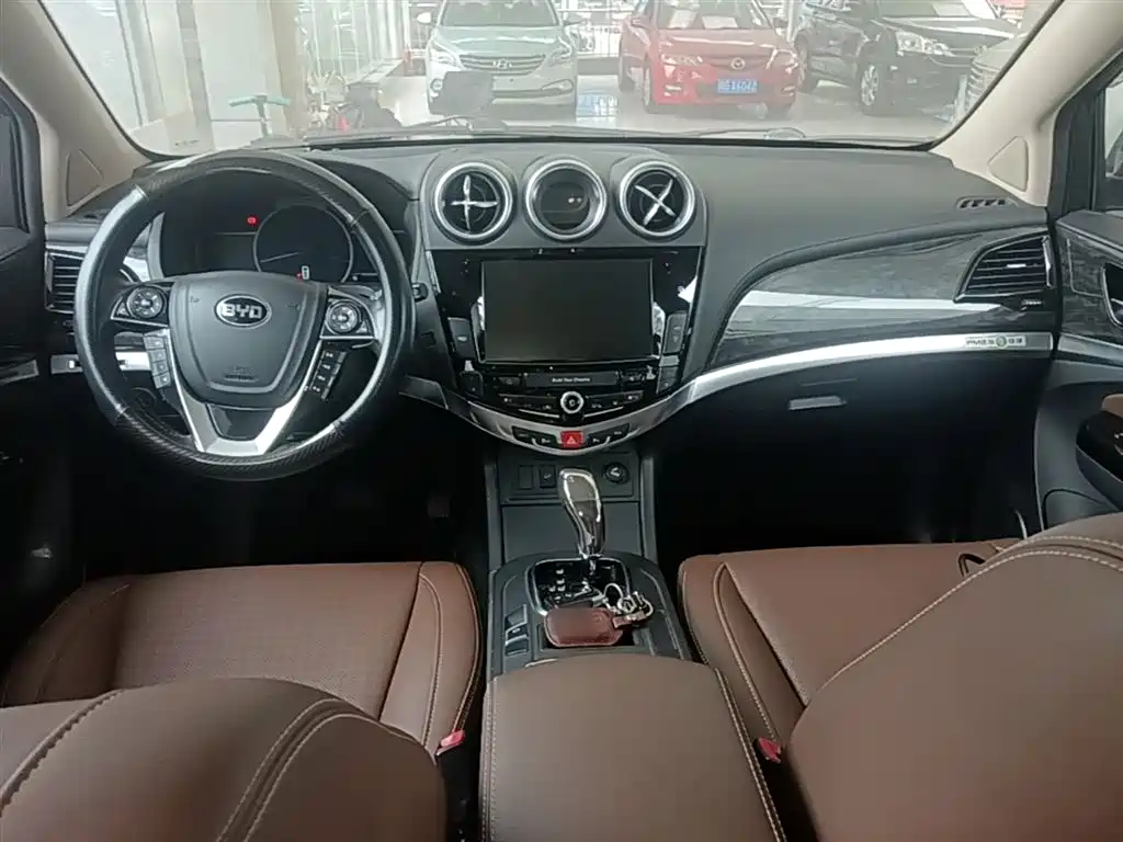 BYD S7 2016 2.0T Auto Premium Plus фото 10