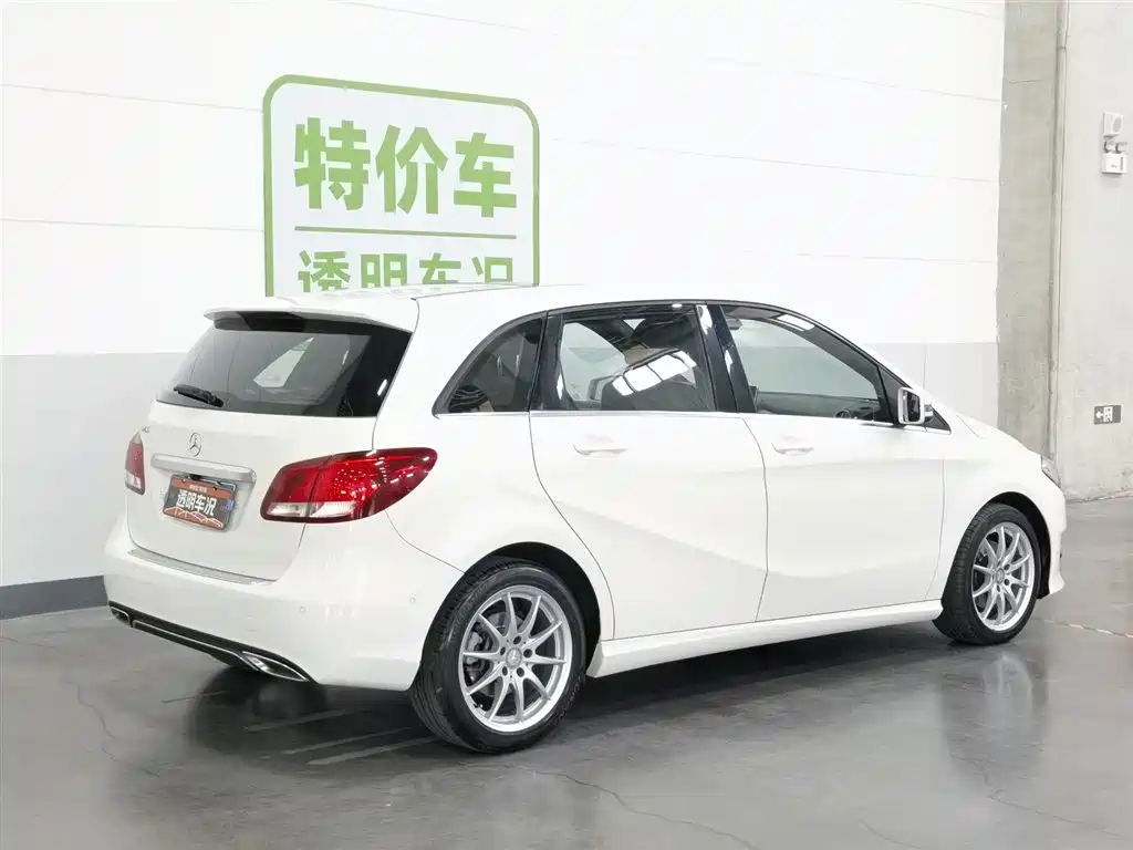 Mercedes-Benz B-Class 2015 B 200 Dynamic фото 2