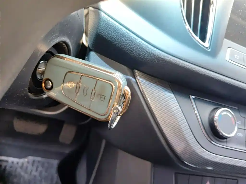 Roewe 360 2016 2015 1.5L Automatic Luxury