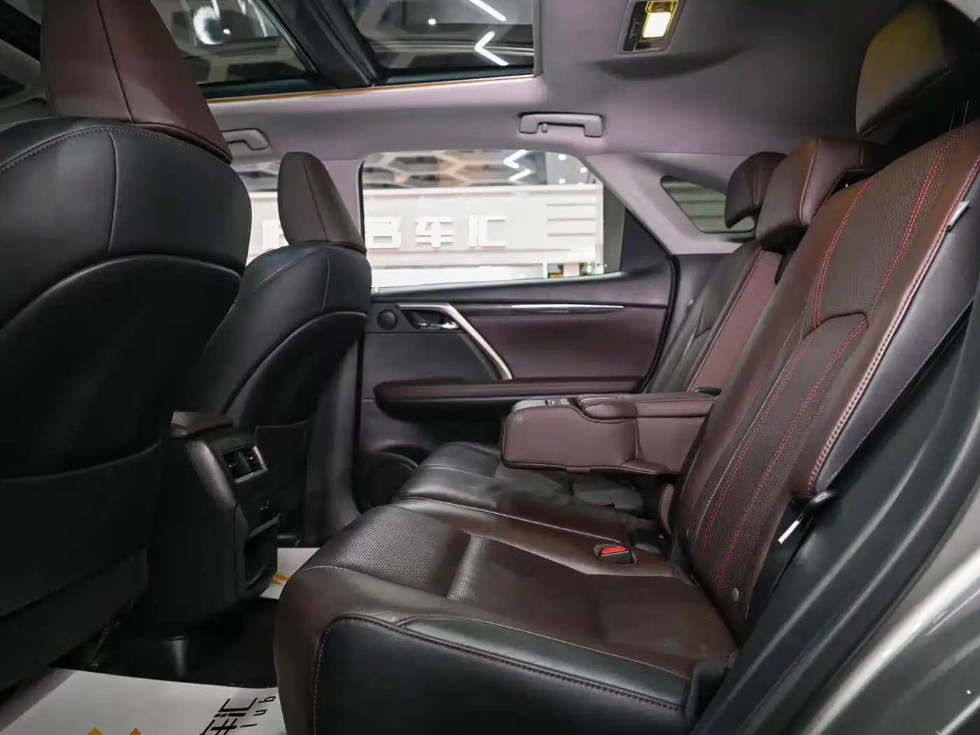Lexus RX 2016 300 4WD Elegance Edition (China V) фото 13