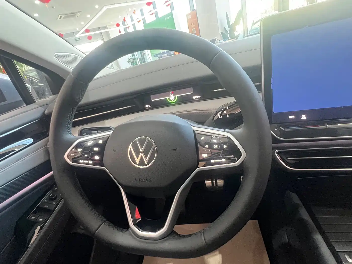 VOLKSWAGEN ID.7 VIZZION