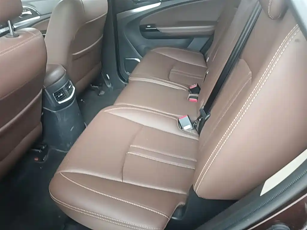 BYD S7 2016 2.0T Auto Premium Plus фото 17