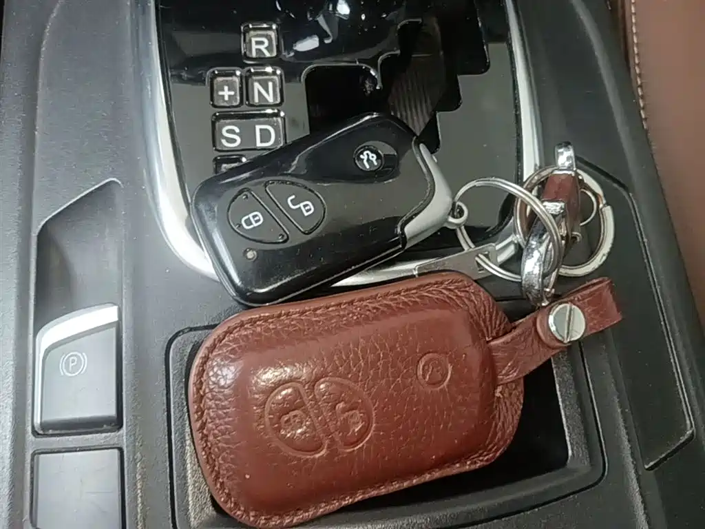 BYD S7 2016 2.0T Auto Premium Plus фото 9