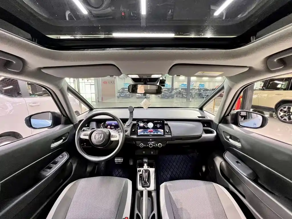 Фото 17 - Honda Fit