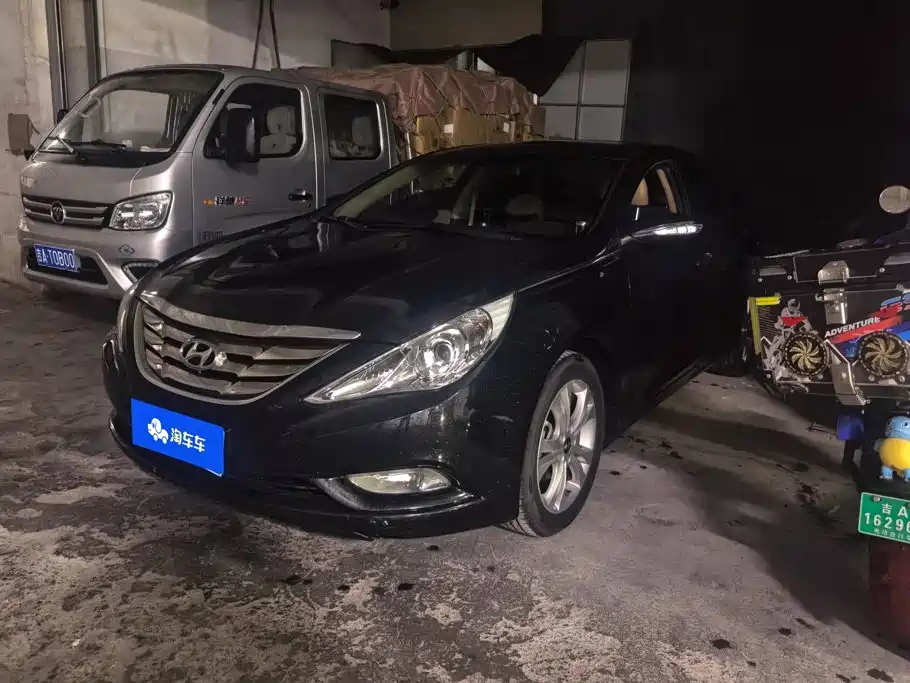 Hyundai Sonata 2013 2013 2.0L Automatic Luxury Edition