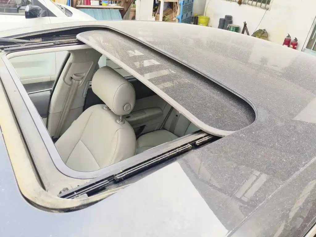 Фото 5 - Audi A6L