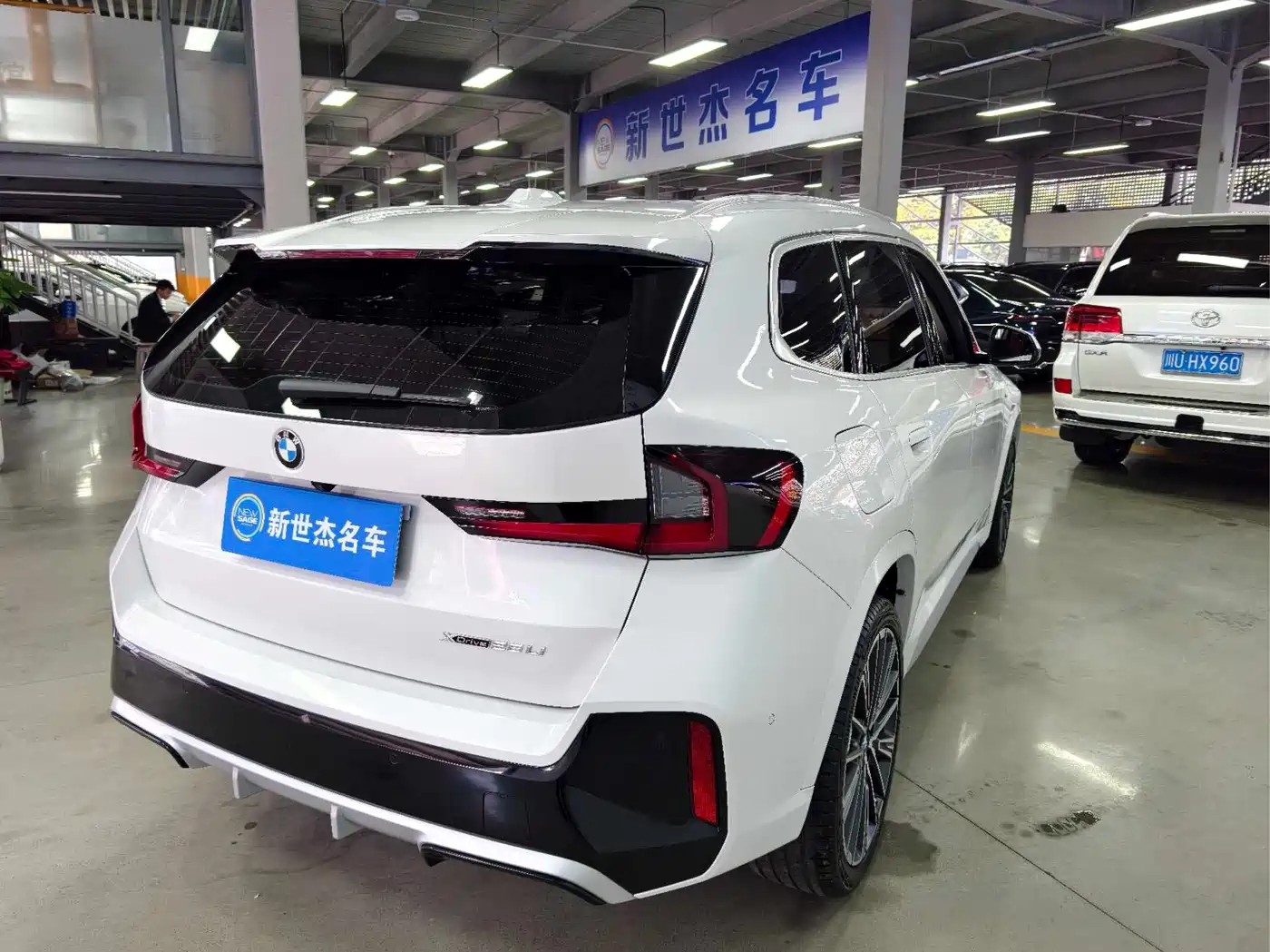 BMW X1 2024 xDrive25Li M Sport Package фото 14