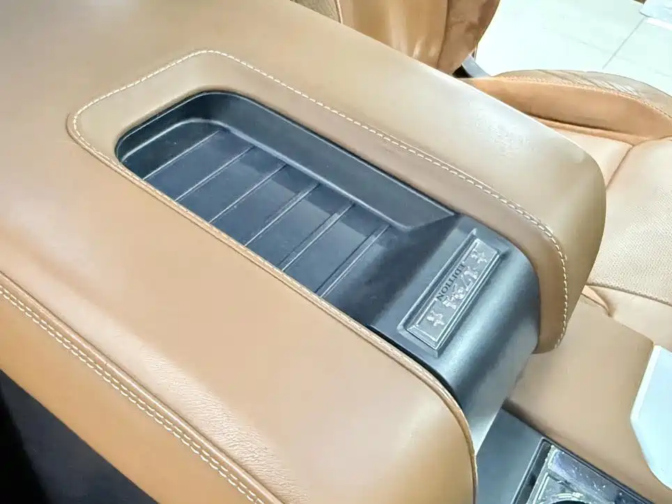 Toyota Tundra 2015 2014 5.7L 1794 Edition