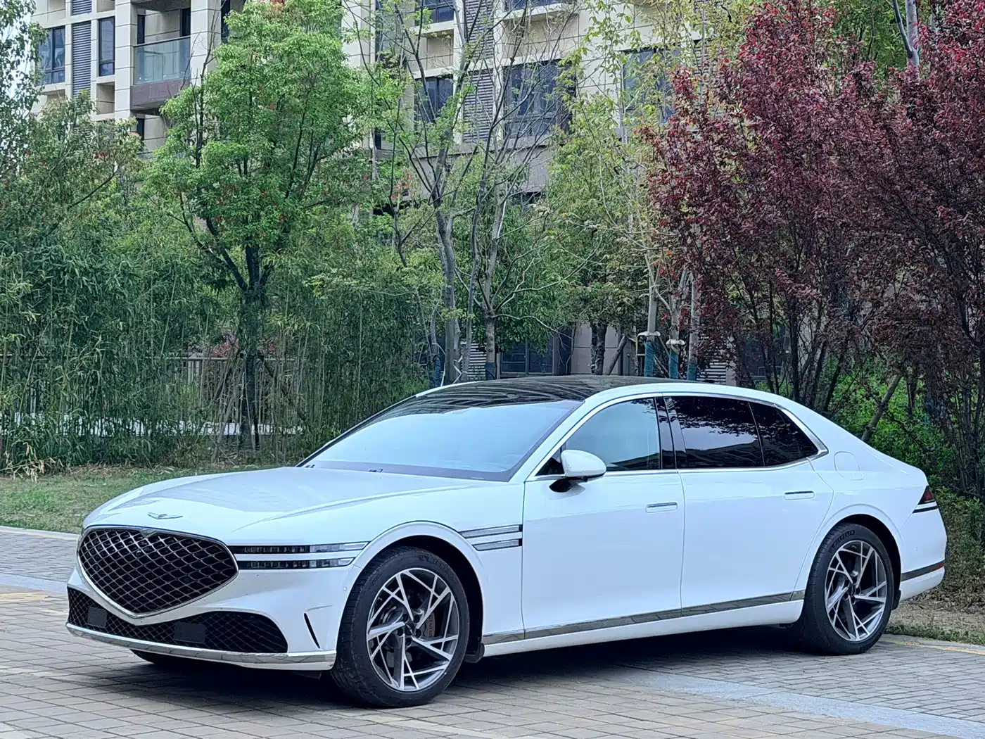 Genesis G90 2023 3.5T Flagship Version